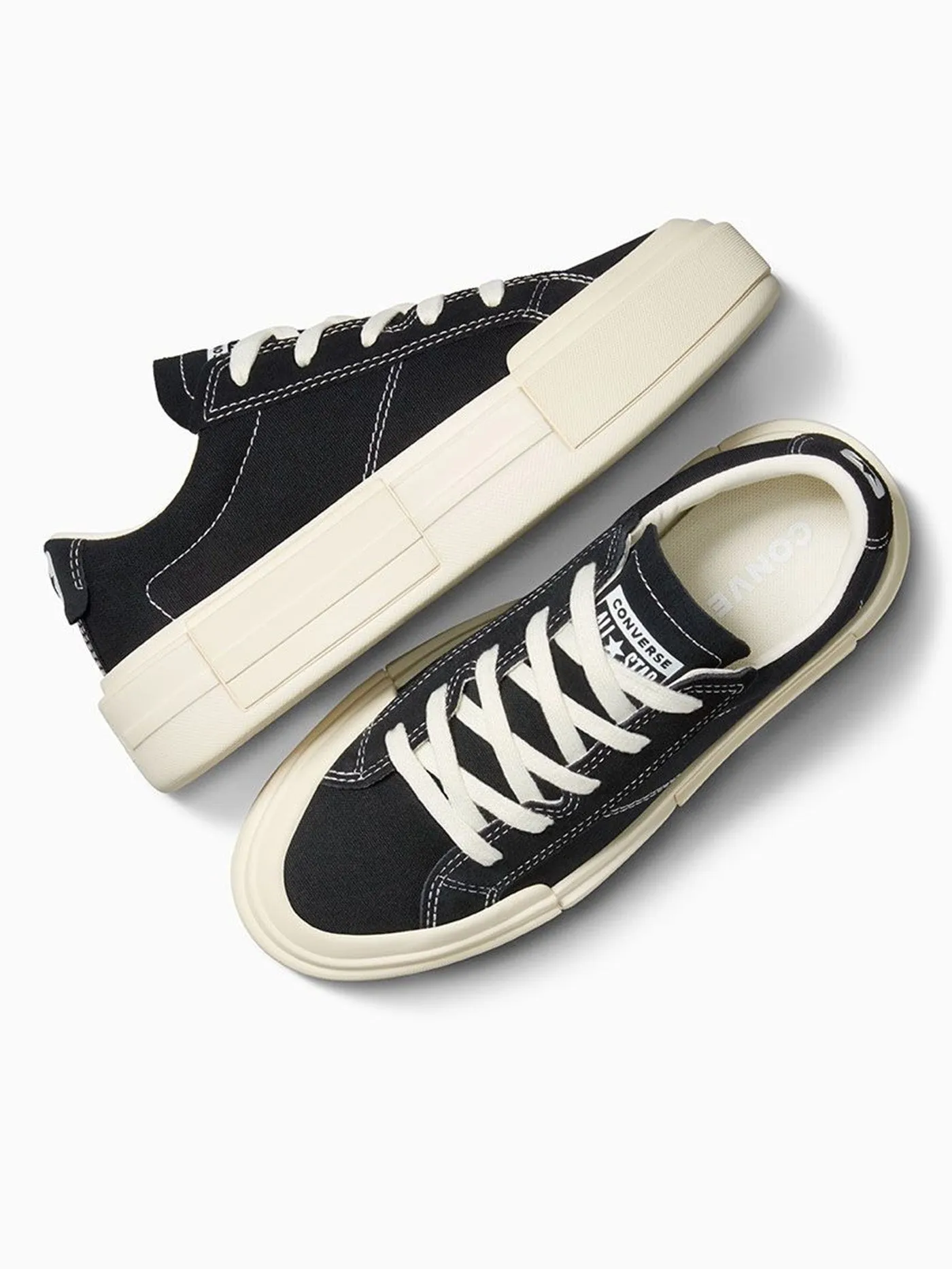 Cruise Black/White/Black Shoes