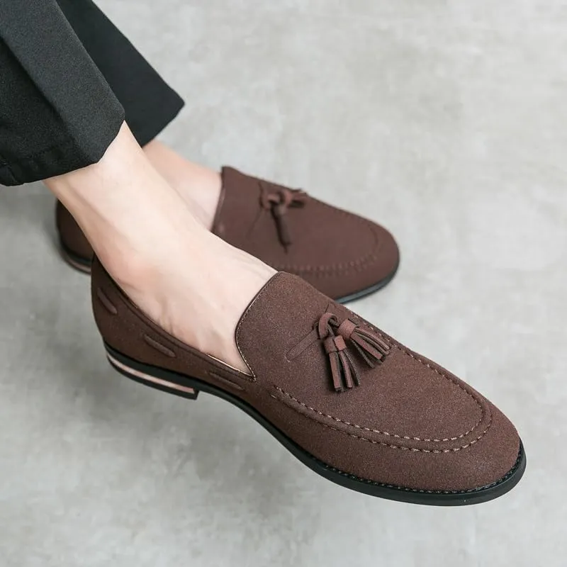 Men's Loafers Round Toe Suede Vamp with Tassel Loafer Shoes Lightweight Flat Heel Anti-Slip Prom Slip-ons