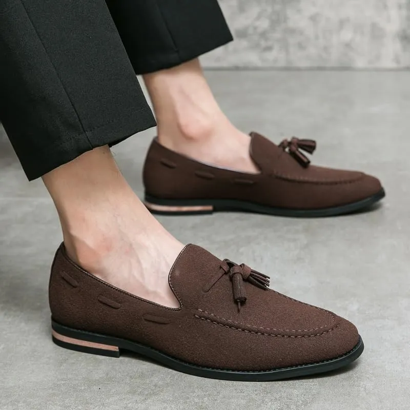 Men's Loafers Round Toe Suede Vamp with Tassel Loafer Shoes Lightweight Flat Heel Anti-Slip Prom Slip-ons