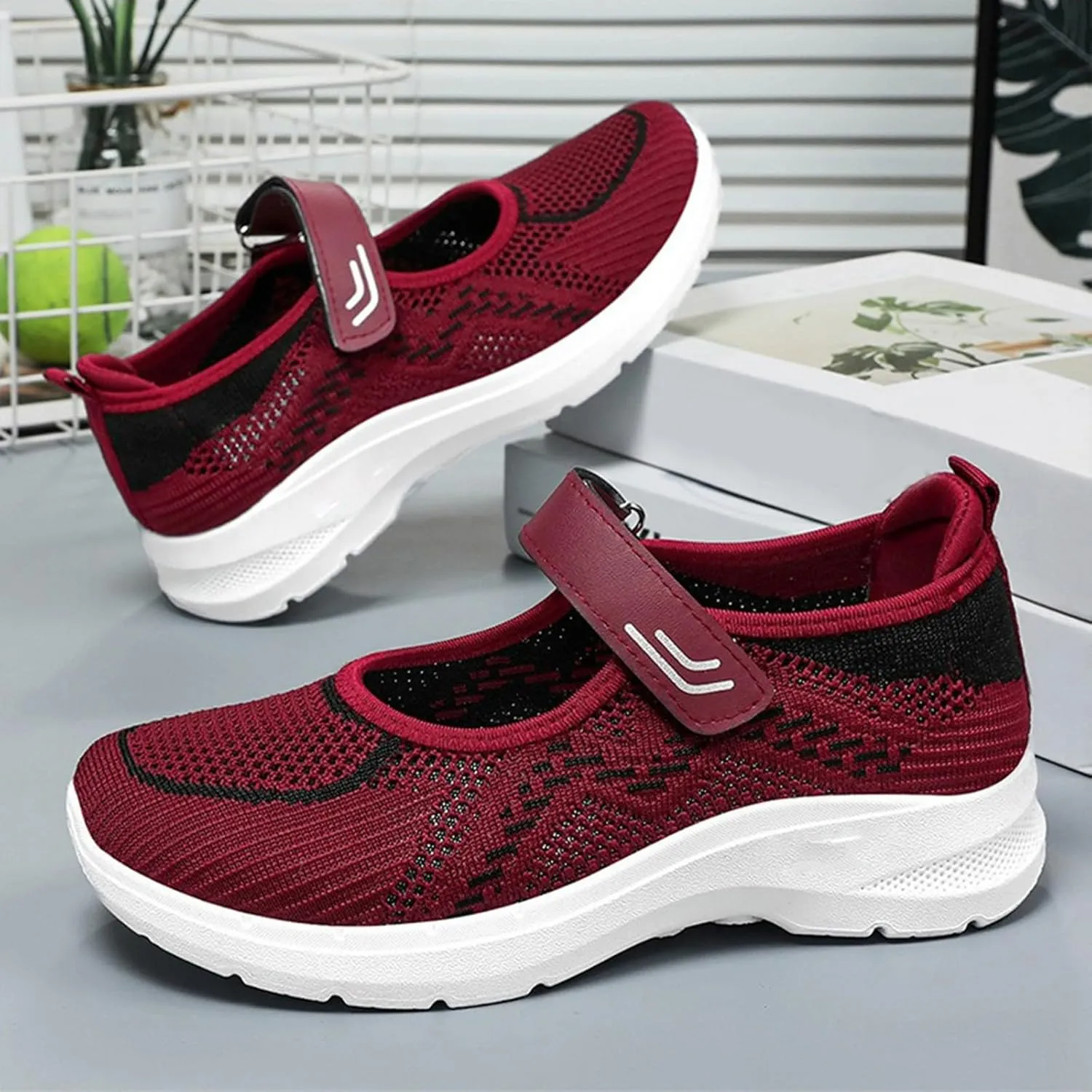 Tennis Shoes for Women Non Slip Sneakers Hook and Loop Strap Running Shoes Outdoor Casual Fitness Elderly Shoes